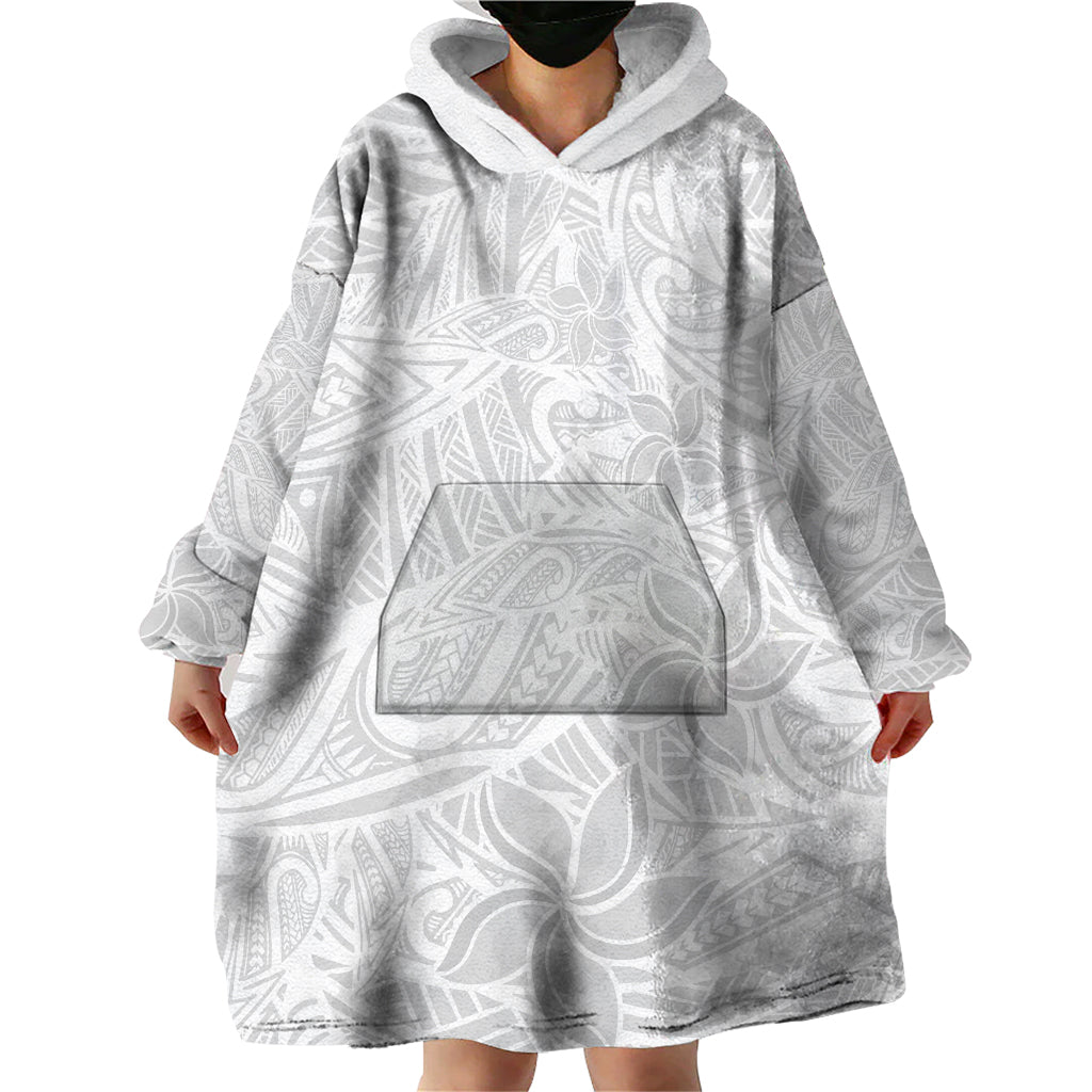 Polynesia White Sunday Wearable Blanket Hoodie Polynesian Pattern With Tropical Flowers - Wonder Print Shop