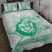Personalized Louisiana Horse Racing Derby Quilt Bed Set Magnolia Blossom Horseshoe Pastel Green