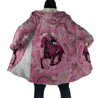 Kentucky Horse Racing Oaks Cloak Est 1875 Run For The Lilies