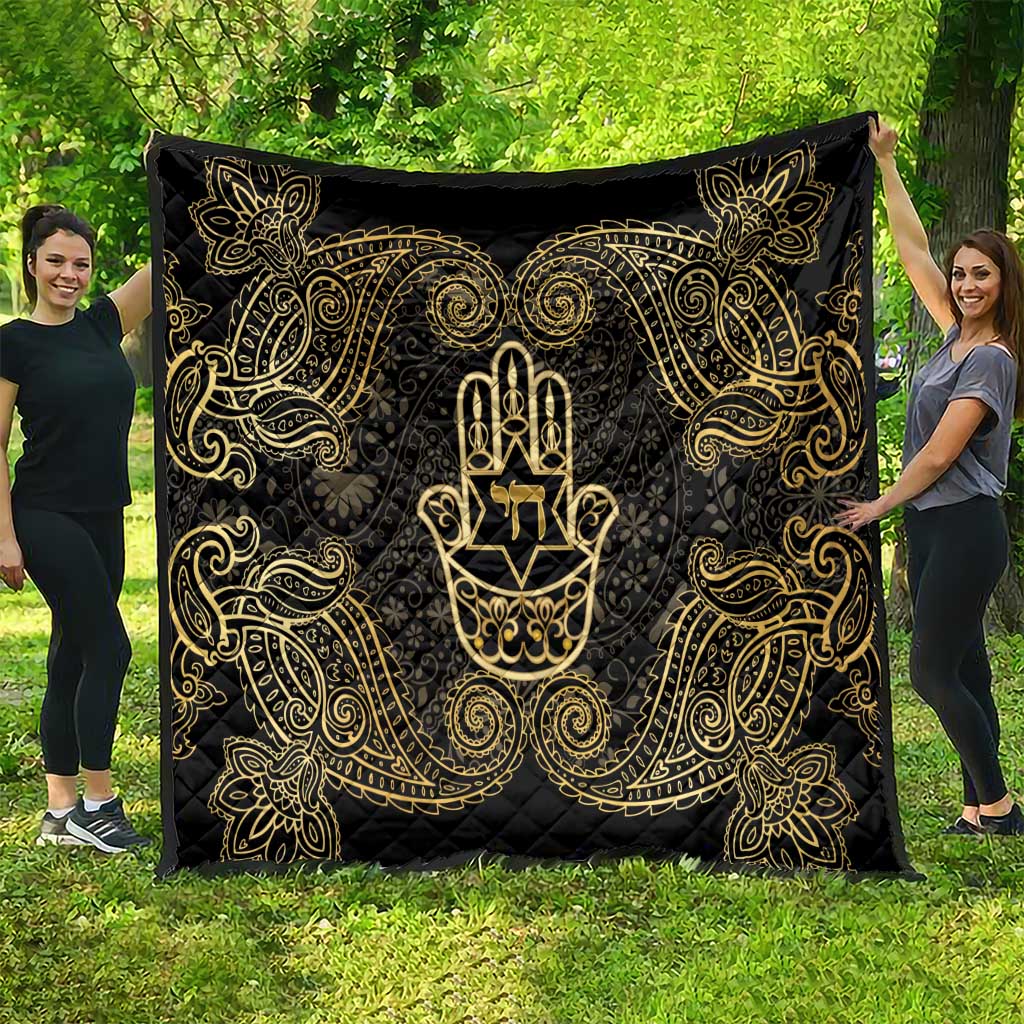 Jewish Hamsa Chai Quilt Gold Paisley Pattern