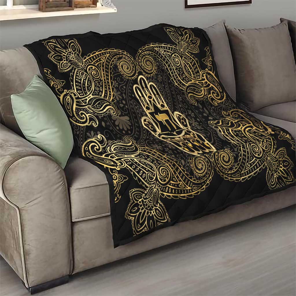Jewish Hamsa Chai Quilt Gold Paisley Pattern