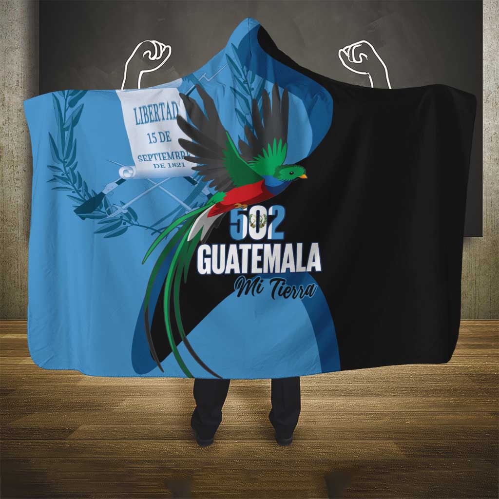 Guatemala Independence Day Hooded Blanket 502 Mi Tierra Resplendent Quetzal - Wonder Print Shop