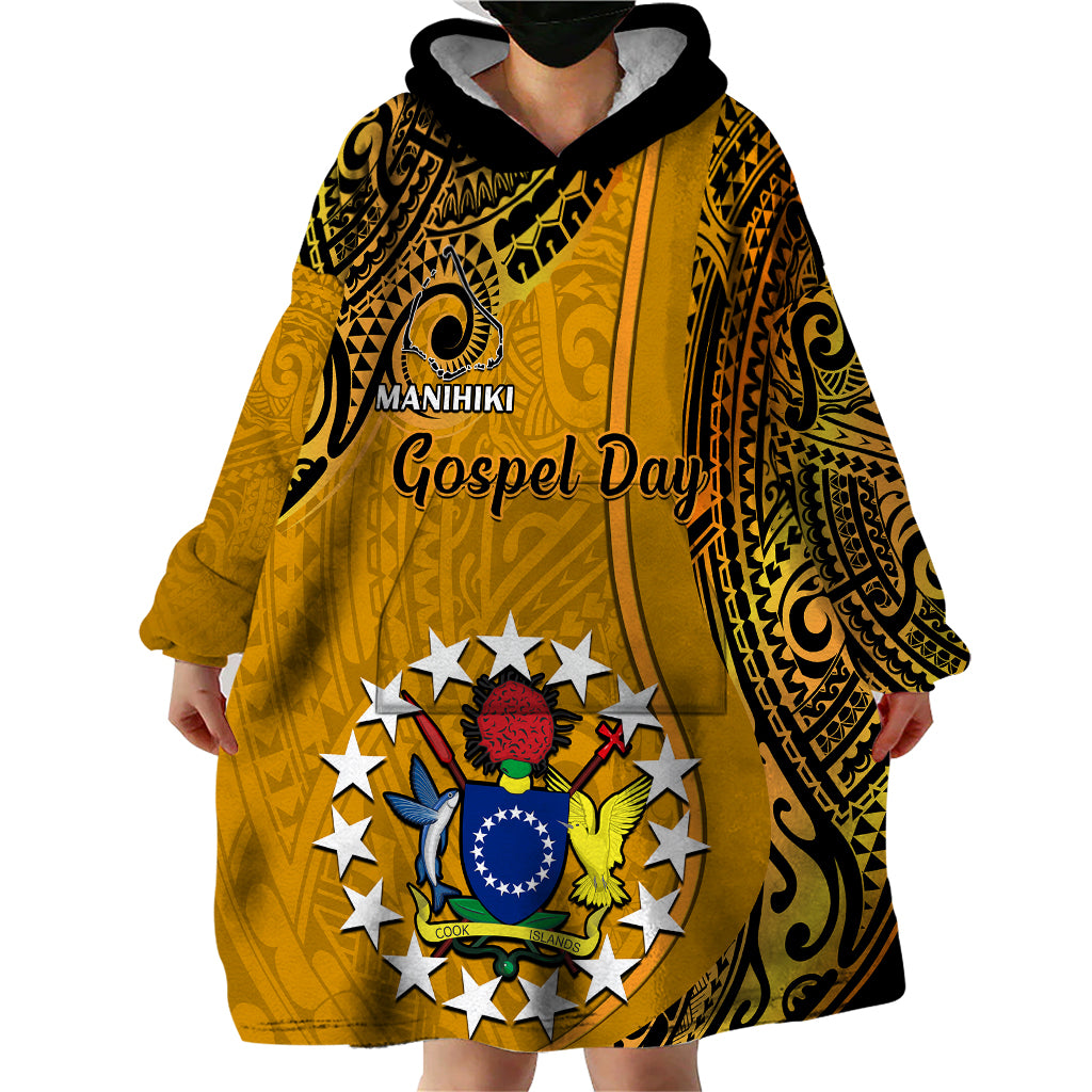 Personalised 8 August Manihiki Island Gospel Day Wearable Blanket Hoodie Cook Islands Tribal Pattern - Wonder Print Shop