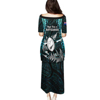 New Zealand Silver Fern Rugby Family Matching Puletasi Dress and Hawaiian Shirt Aotearoa All Black Dabbing Ball With Maori Paua Shell - Wonder Print Shop