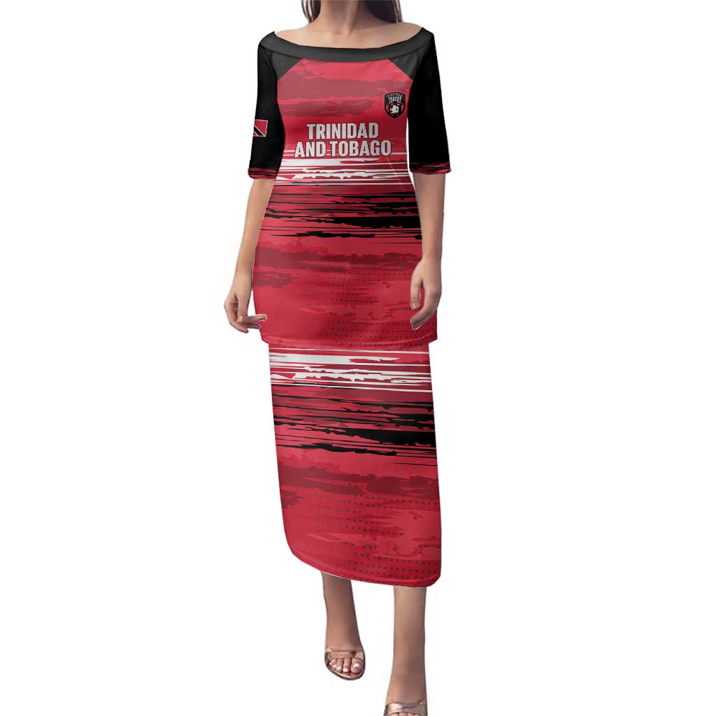 Custom Trinidad and Tobago Football Family Matching Puletasi and Hawaiian Shirt 2025 Grunge Version - Wonder Print Shop