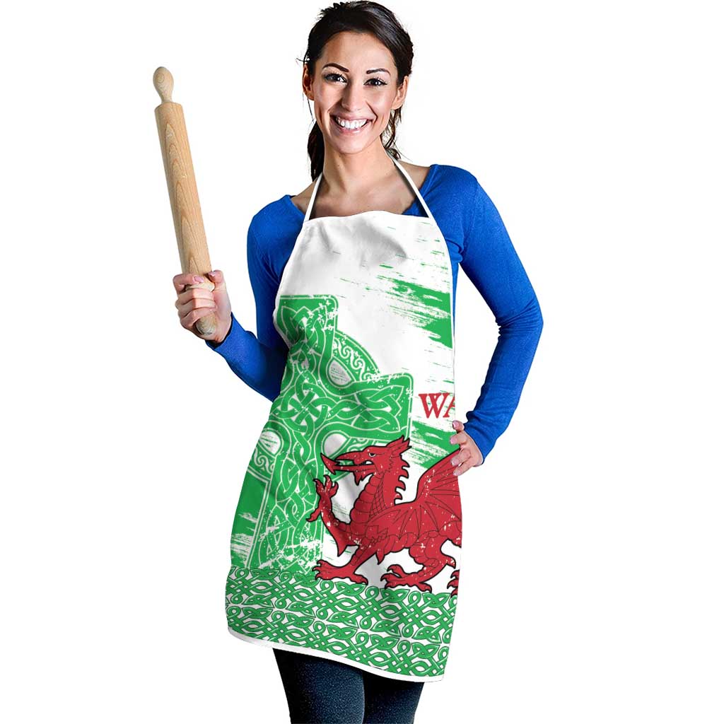 Grunge Green Wales Apron Celtic Cross Welsh Red Dragon - Wonder Print Shop