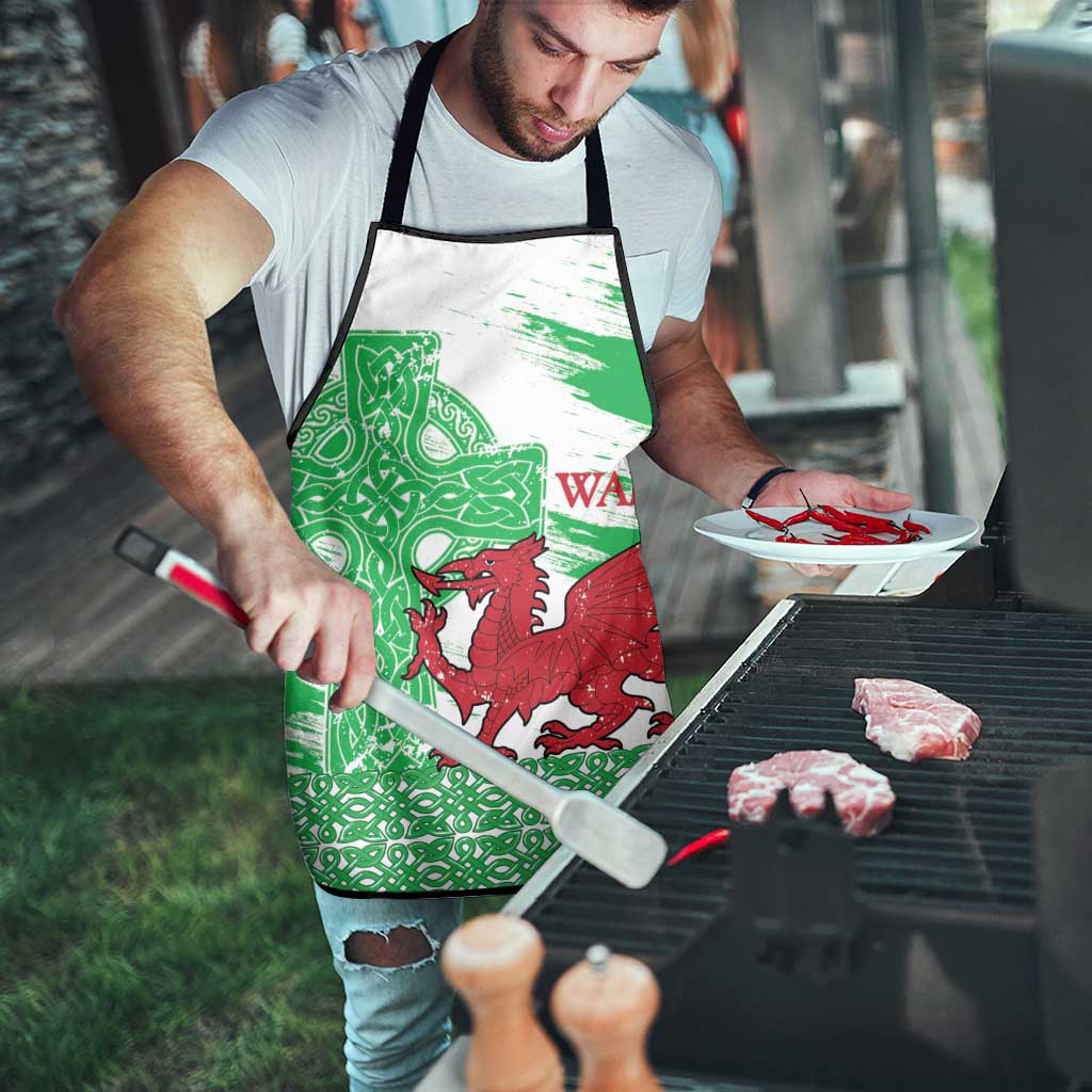 Grunge Green Wales Apron Celtic Cross Welsh Red Dragon - Wonder Print Shop