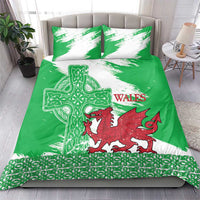 Grunge Green Wales Bedding Set Celtic Cross Welsh Red Dragon - Wonder Print Shop