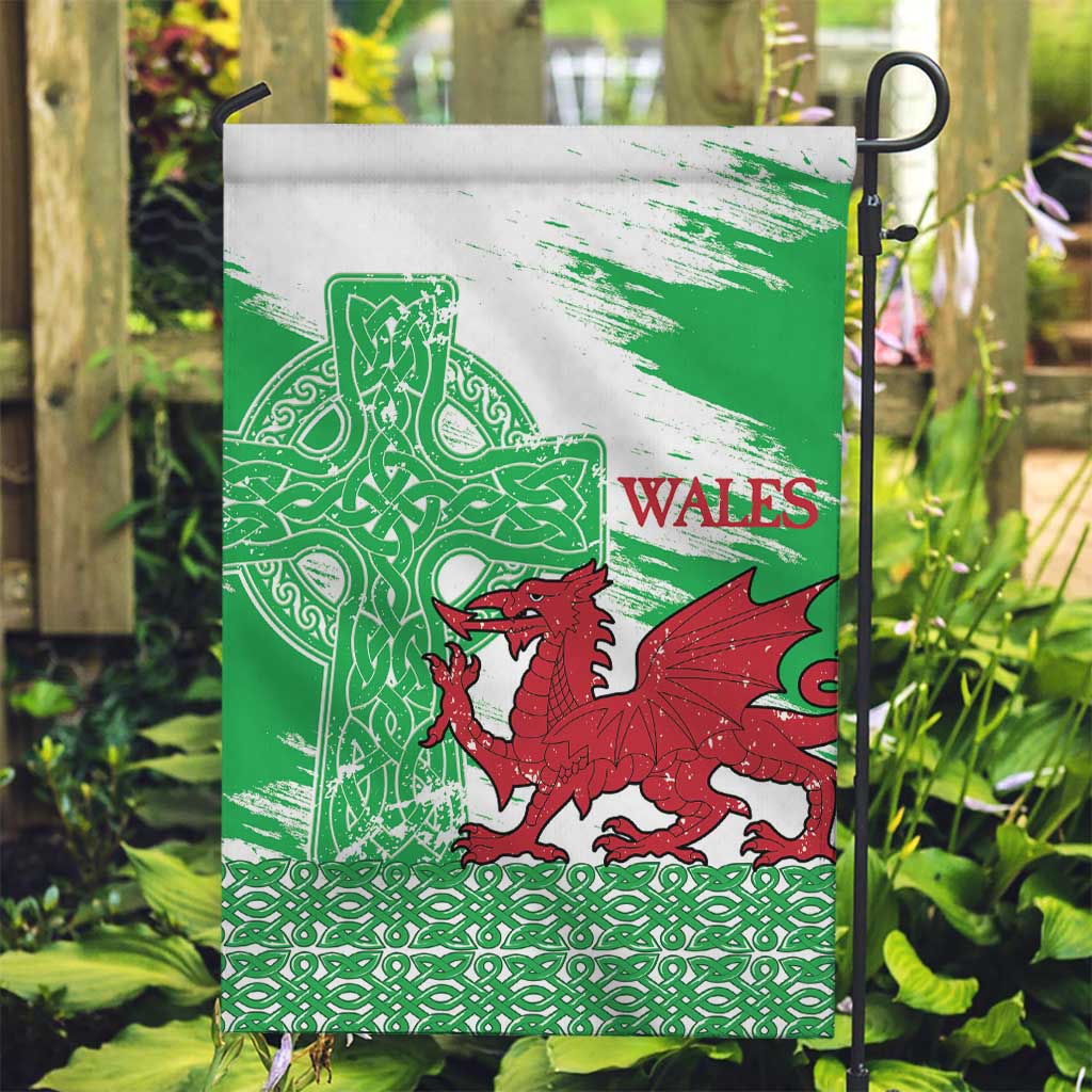 Grunge Green Wales Garden Flag Celtic Cross Welsh Red Dragon - Wonder Print Shop