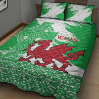 Grunge Green Wales Quilt Bed Set Celtic Cross Welsh Red Dragon - Wonder Print Shop