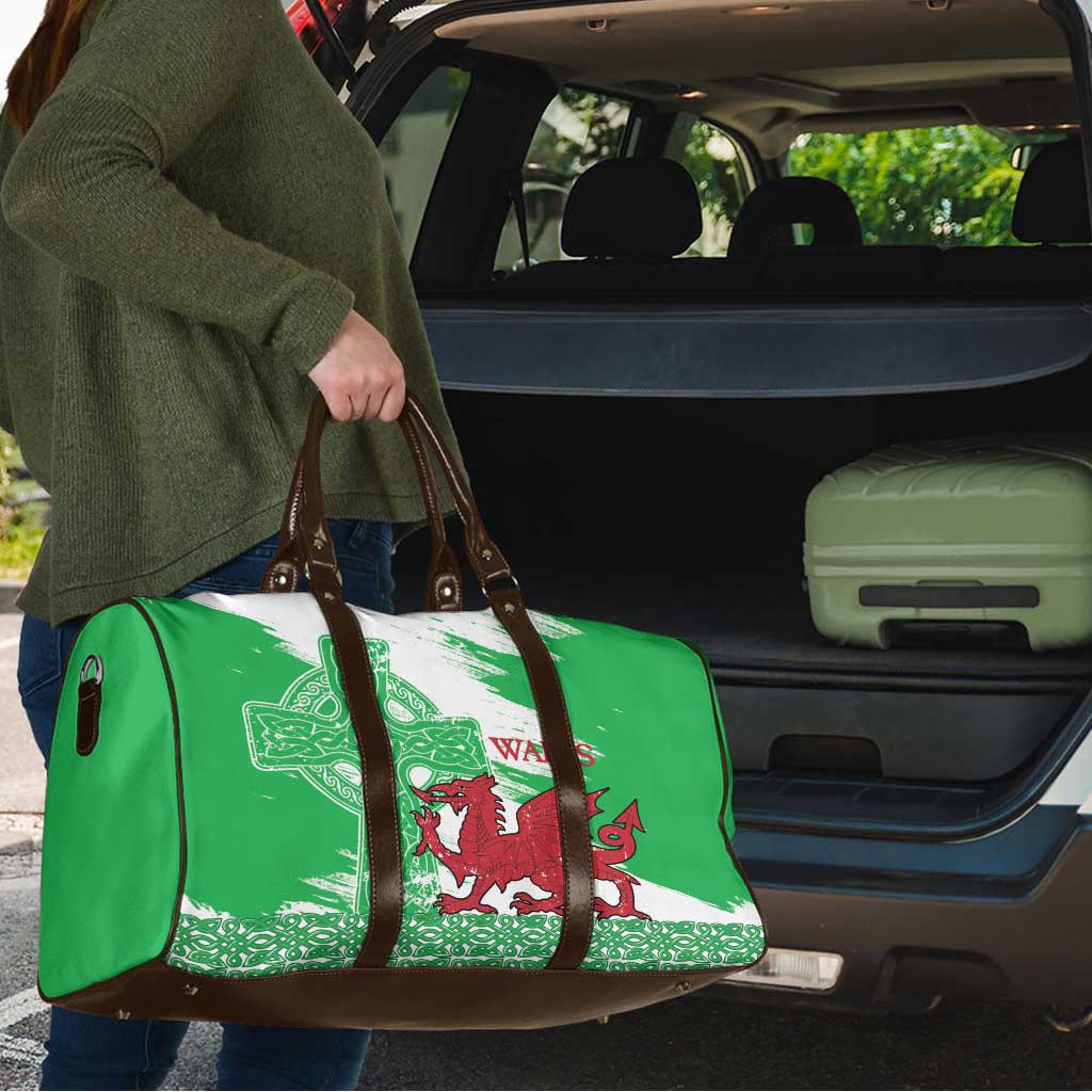Grunge Green Wales Travel Bag Celtic Cross Welsh Red Dragon - Wonder Print Shop