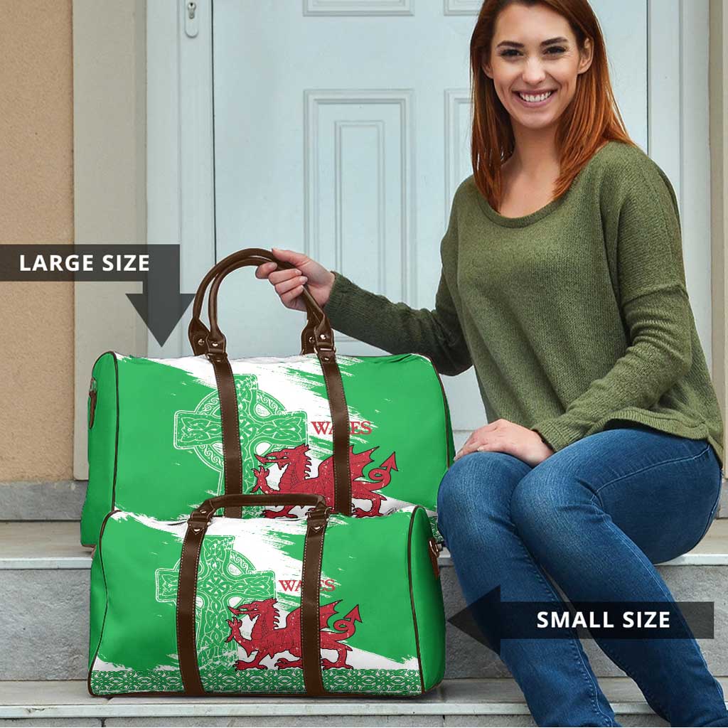 Grunge Green Wales Travel Bag Celtic Cross Welsh Red Dragon - Wonder Print Shop
