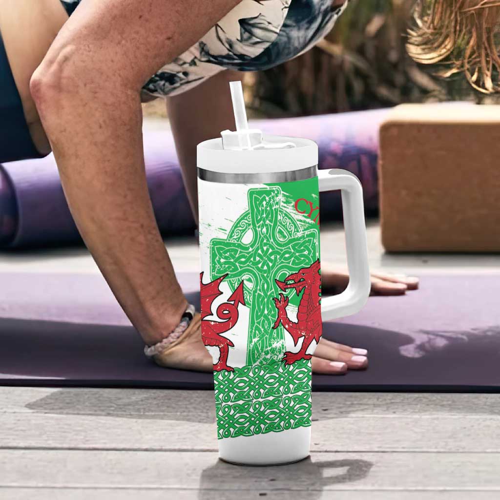 Grunge Green Wales Tumbler With Handle Celtic Cross Welsh Red Dragon - Wonder Print Shop