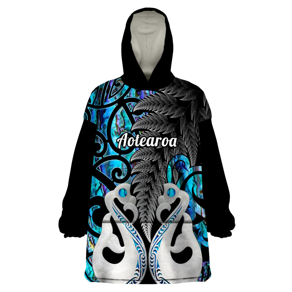 Personalised New Zealand Wearable Blanket Hoodie Te Manaia Mangopare Maori And Fern Blue Style - Wonder Print Shop