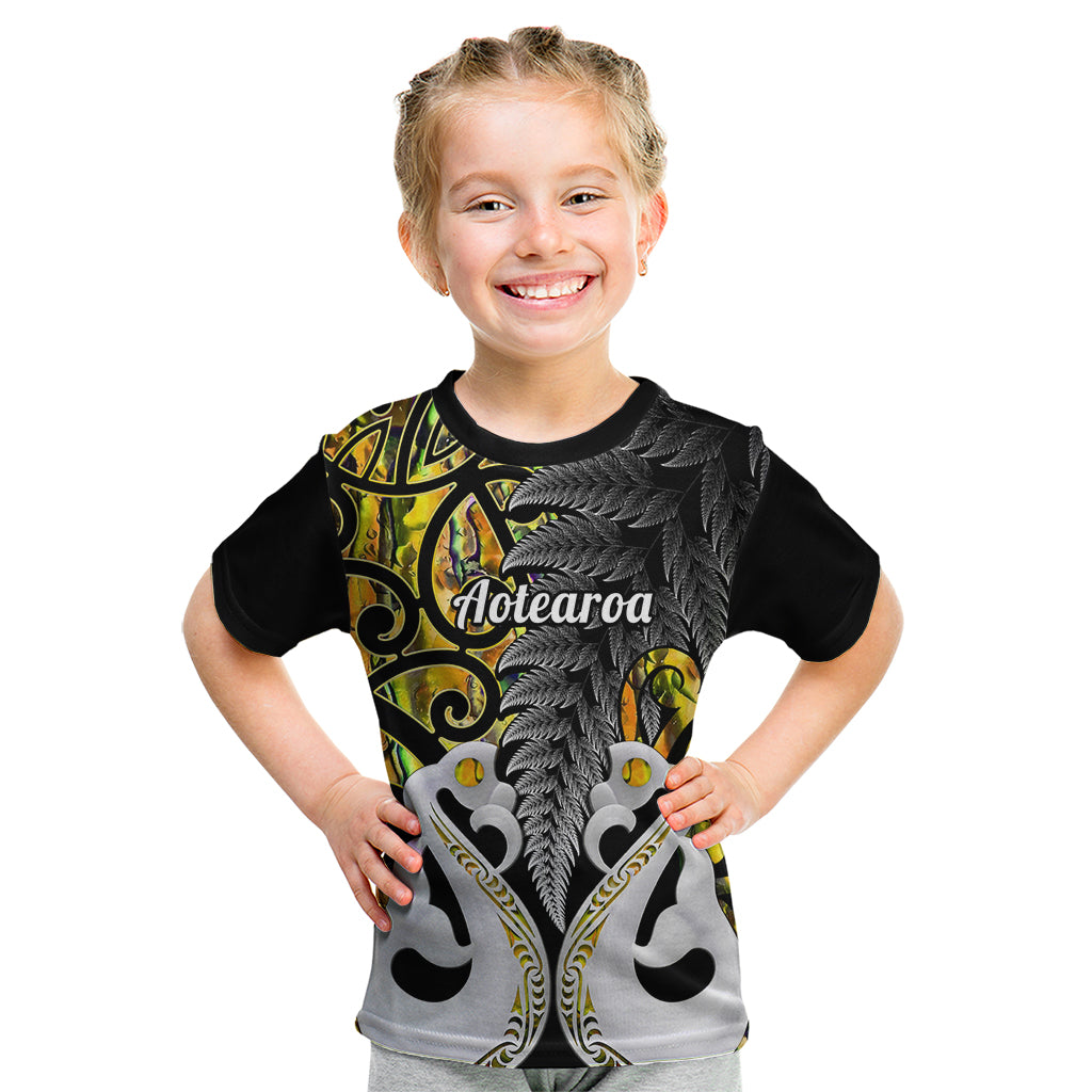 Personalised New Zealand Kid T Shirt Te Manaia Mangopare Maori And Fern Gold Style - Wonder Print Shop