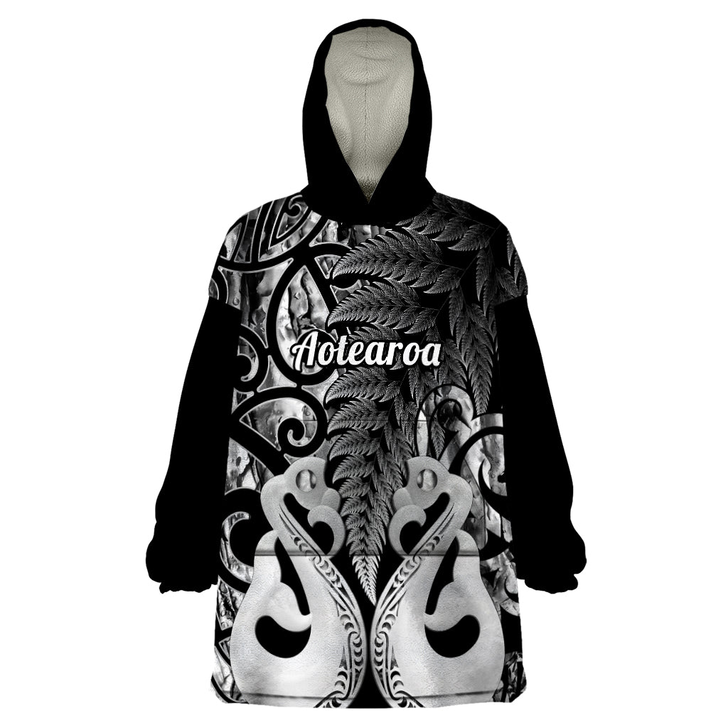 Personalised New Zealand Wearable Blanket Hoodie Te Manaia Mangopare Maori And Fern Black Style - Wonder Print Shop