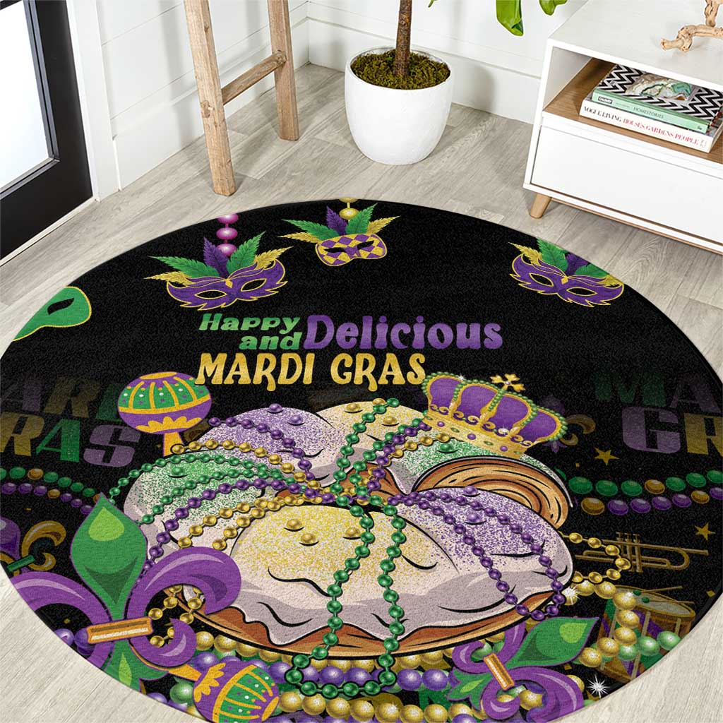 Happy And Delicious Mardi Gras Round Carpet King Cake And Luxury Beadeds