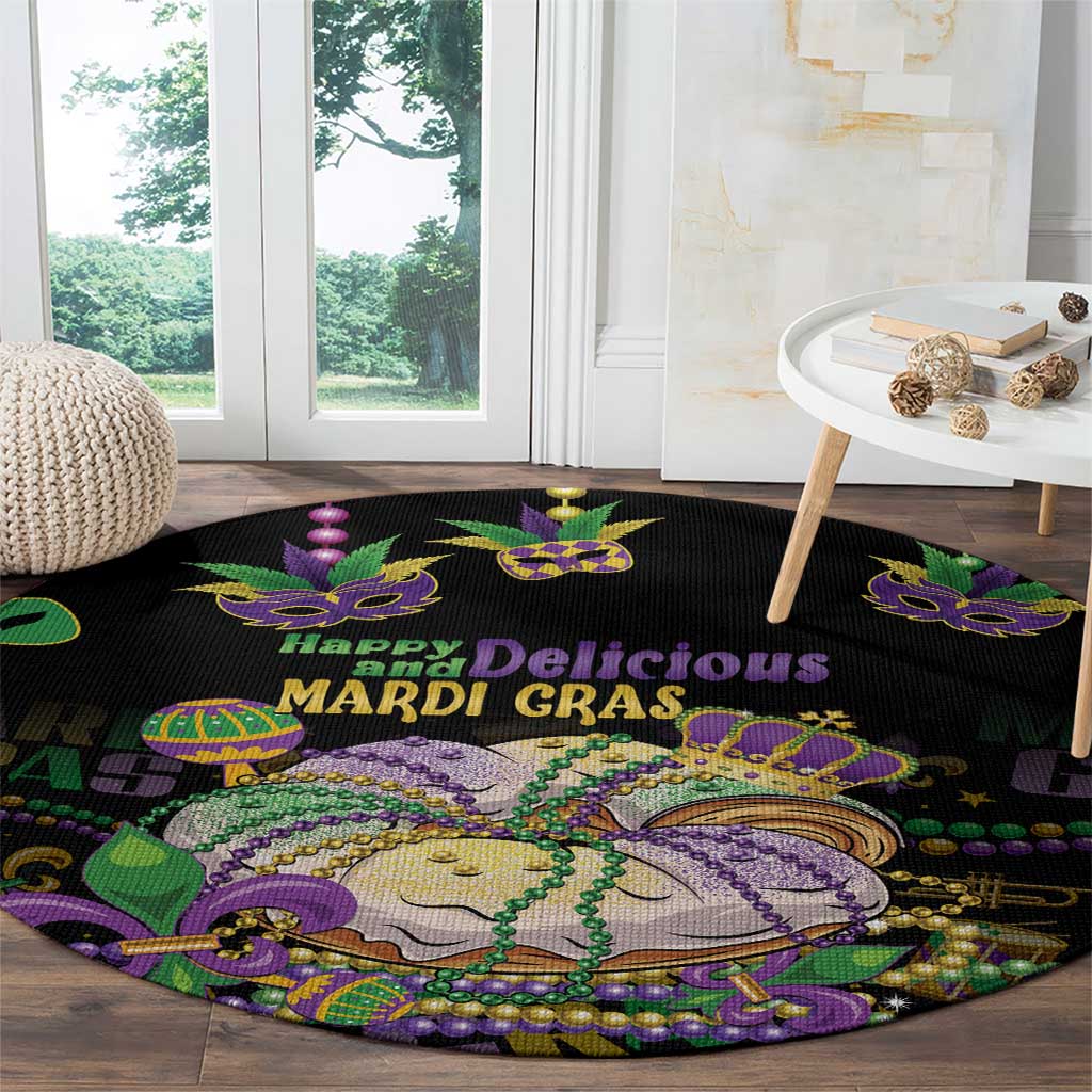 Happy And Delicious Mardi Gras Round Carpet King Cake And Luxury Beadeds