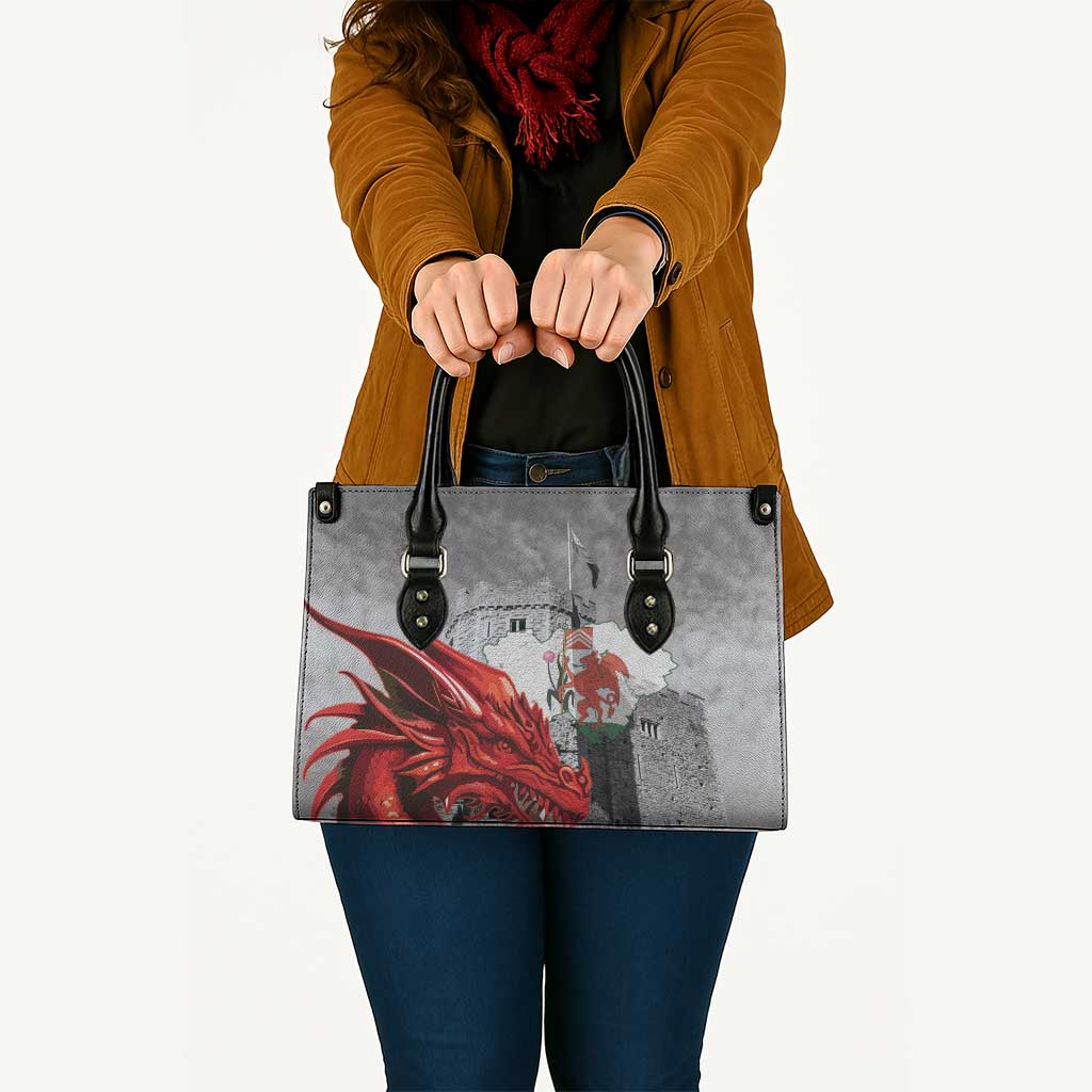 Wales Cardiff Capital Leather Bag Welsh Red Dragon Castell Caerdydd - Wonder Print Shop