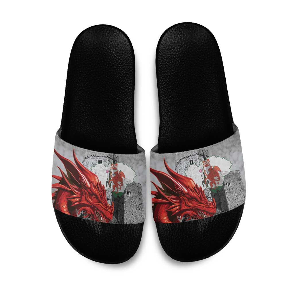 Wales Cardiff Capital Slide Sandals Welsh Red Dragon Castell Caerdydd - Wonder Print Shop