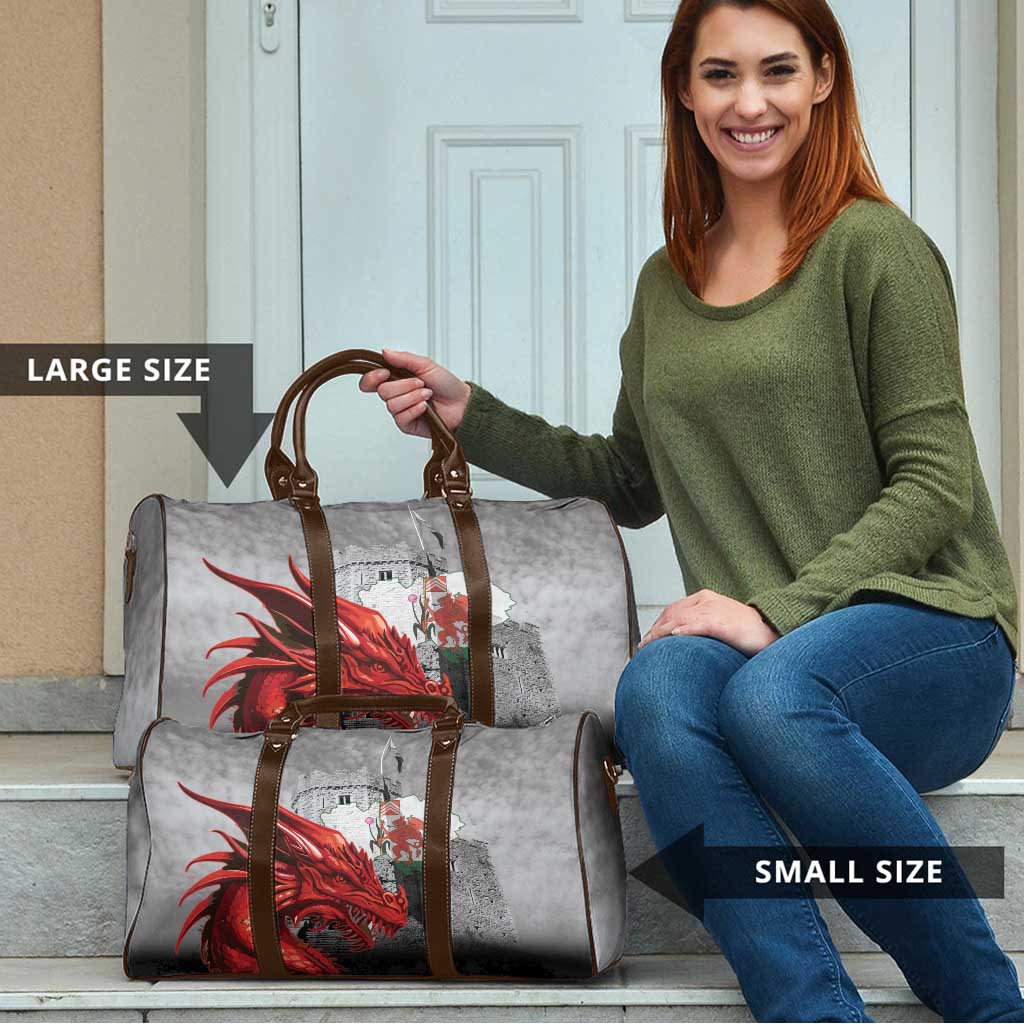 Wales Cardiff Capital Travel Bag Welsh Red Dragon Castell Caerdydd - Wonder Print Shop