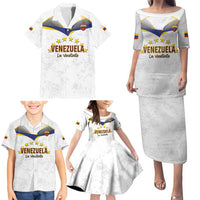 Custom Venezuela Football Family Matching Puletasi and Hawaiian Shirt Come On La Vinotinto White