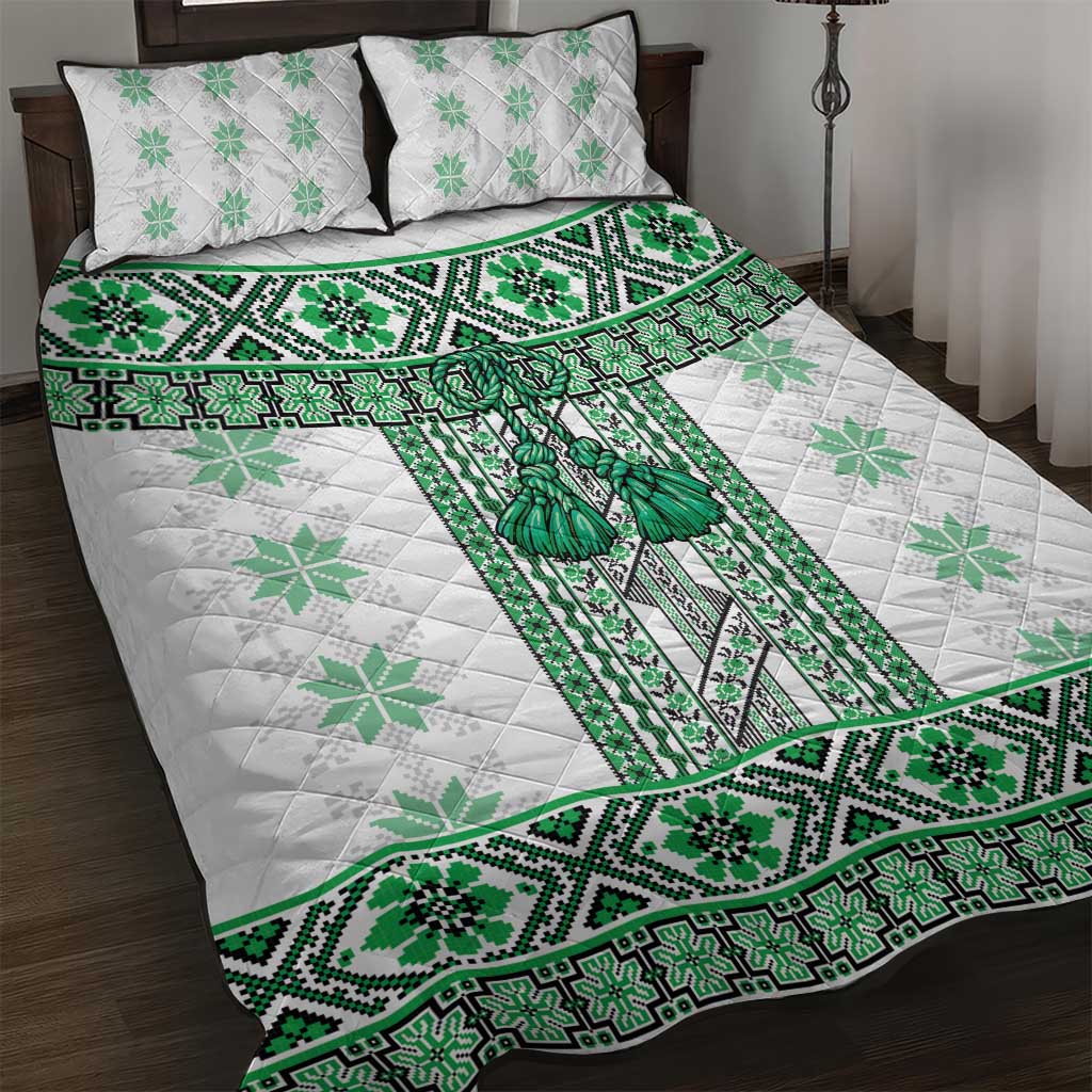 Ukraine Quilt Bed Set Traditional Braided Rope Belt Green Folk Pattern