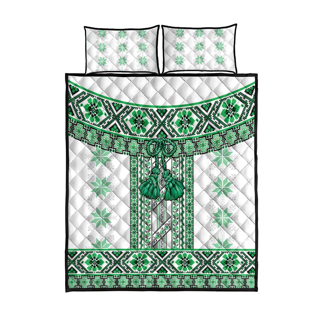 Ukraine Quilt Bed Set Traditional Braided Rope Belt Green Folk Pattern