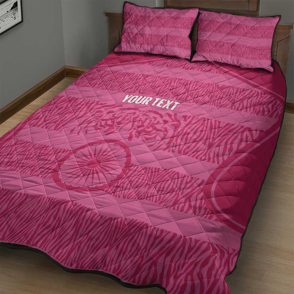 Custom India Football 2026 Quilt Bed Set Come On Blue Tigresses - Pink Version