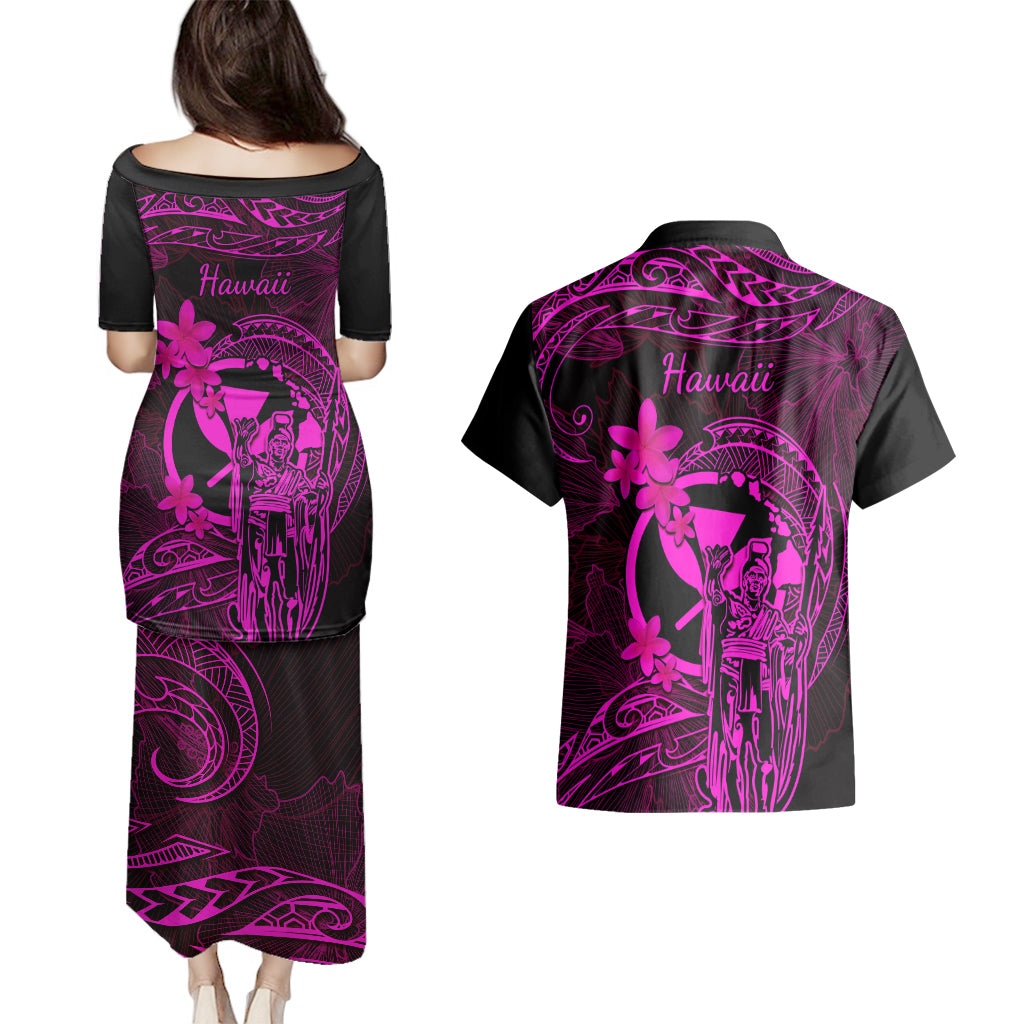 Hawaii Couples Matching Puletasi Dress and Hawaiian Shirt King Kamehameha Mix Polynesian Plumeria Pink Version - Wonder Print Shop