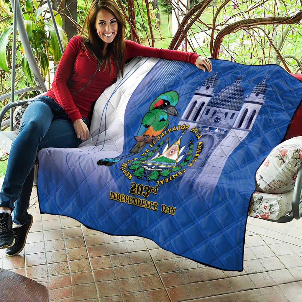 El Salvador Independence Day Quilt 203rd Anniversary Torogoz Bird - Wonder Print Shop