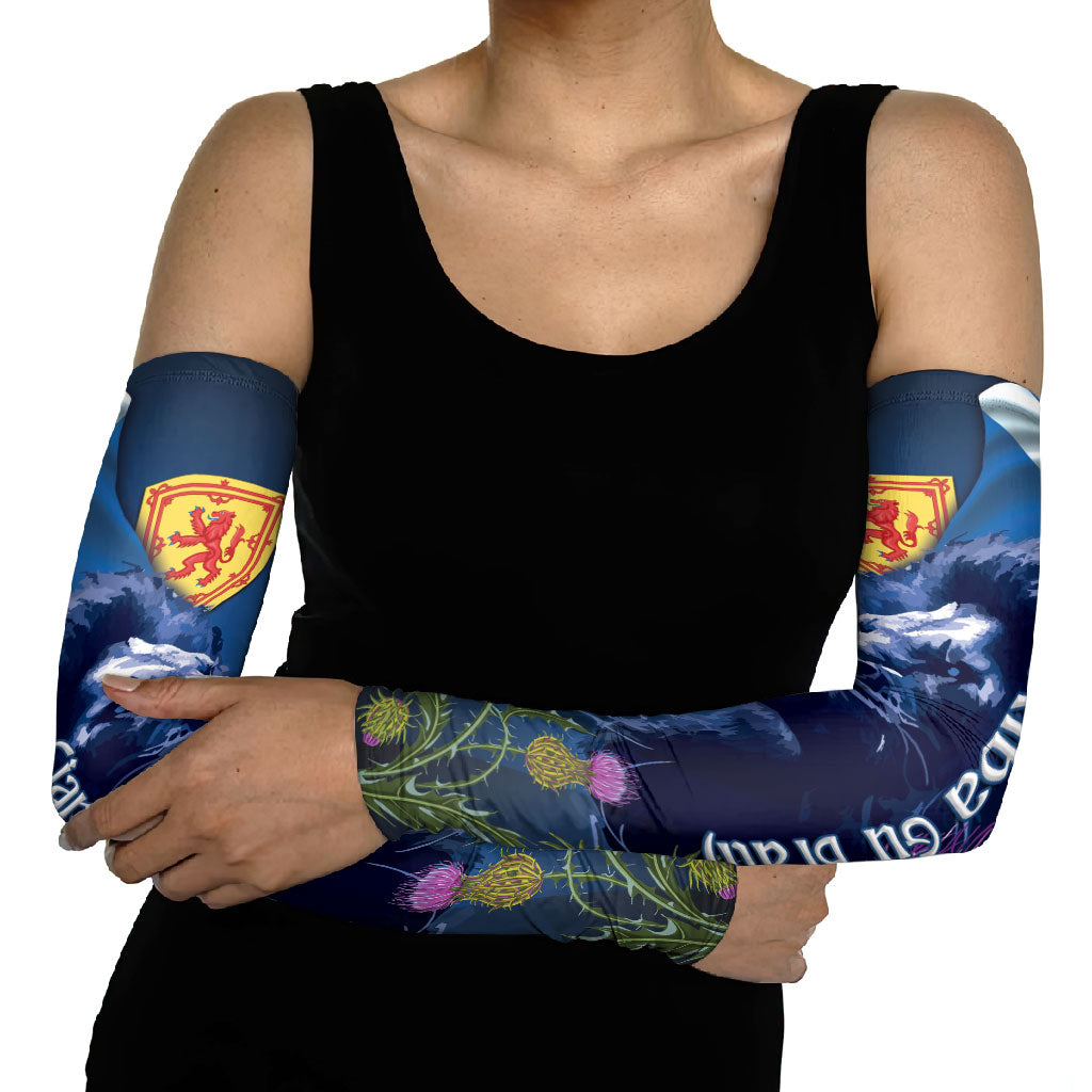 Cianalas Alba Scotland Arm Sleeves Scottish Lion and Thistle Blue Version