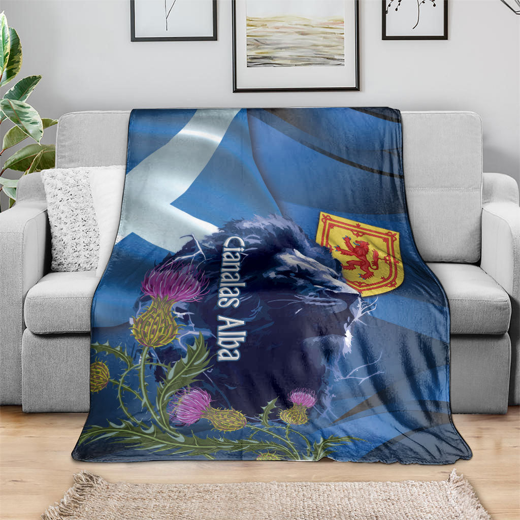 Cianalas Alba Scotland Blanket Scottish Lion and Thistle Blue Version