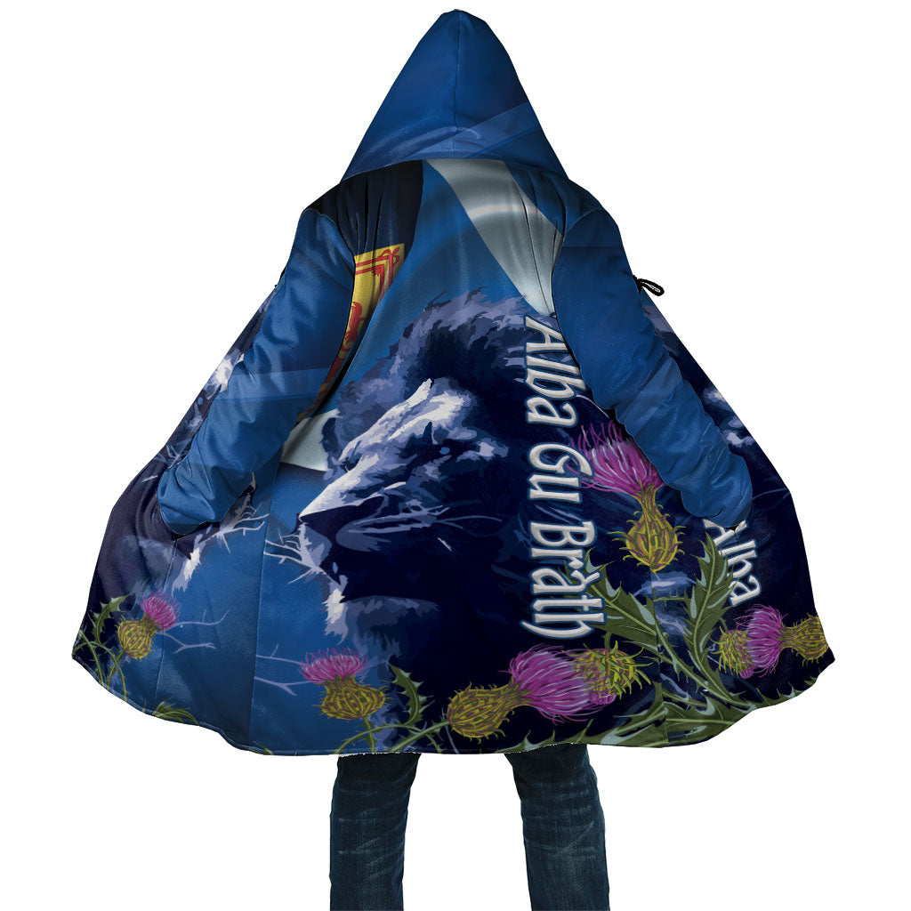 Cianalas Alba Scotland Cloak Scottish Lion and Thistle Blue Version