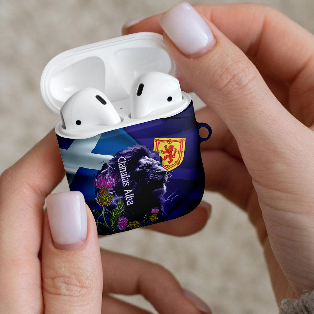 Cianalas Alba Scotland AirPods Case Scottish Lion and Thistle Purple Version