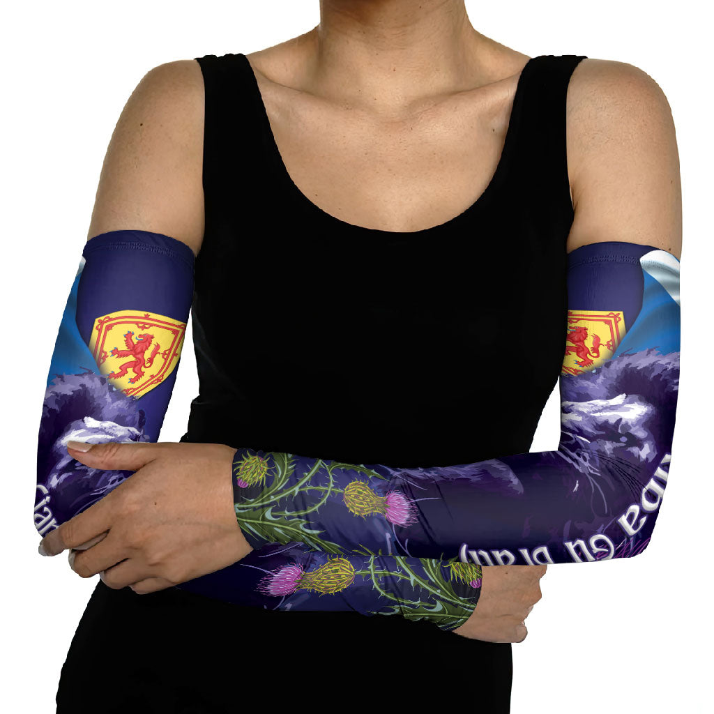 Cianalas Alba Scotland Arm Sleeves Scottish Lion and Thistle Purple Version