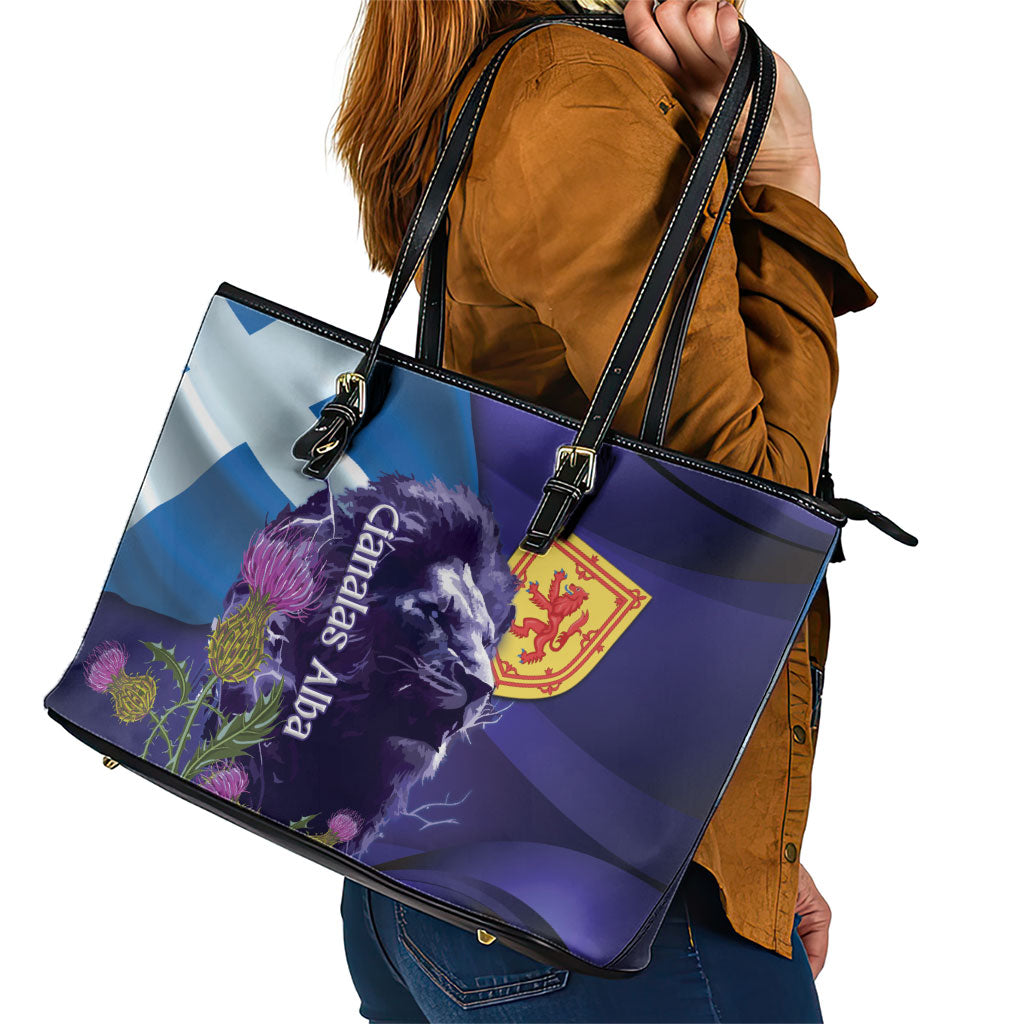 Cianalas Alba Scotland Leather Tote Bag Scottish Lion and Thistle Purple Version