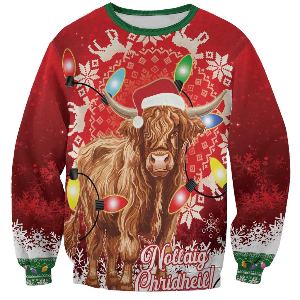 Scotland Christmas Sweatshirt Highland Cow Santa - Nollaig Chridheil! - Wonder Print Shop