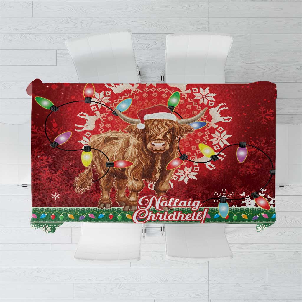 Scotland Christmas Tablecloth Highland Cow Santa - Nollaig Chridheil! - Wonder Print Shop