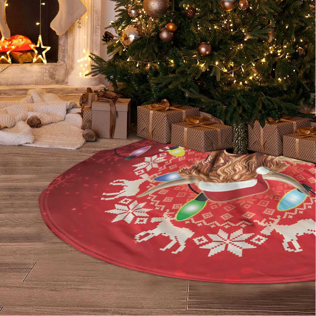 Scotland Christmas Tree Skirt Highland Cow Santa - Nollaig Chridheil! - Wonder Print Shop