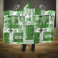 hawaiian-quilt-hooded-blanket-tiki-tropical-retro-green-version