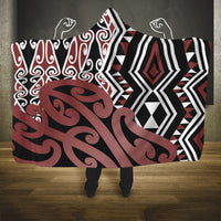 new-zealand-hooded-blanket-aotearoa-kowhaiwhai-mix-taniko-art