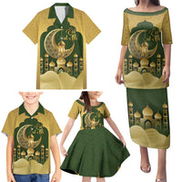 Eid al-Fitr Family Matching Puletasi and Hawaiian Shirt Khair Mubarak Islamic Pattern