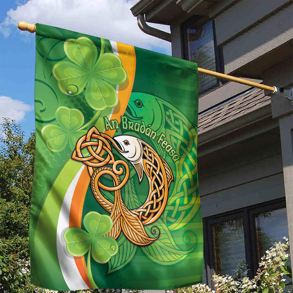 Salmon of Knowledge Ireland Garden Flag Celtic Mythology An Bradan Feasa