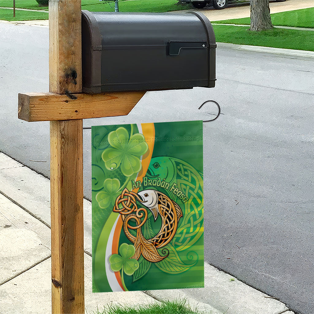 Salmon of Knowledge Ireland Garden Flag Celtic Mythology An Bradan Feasa