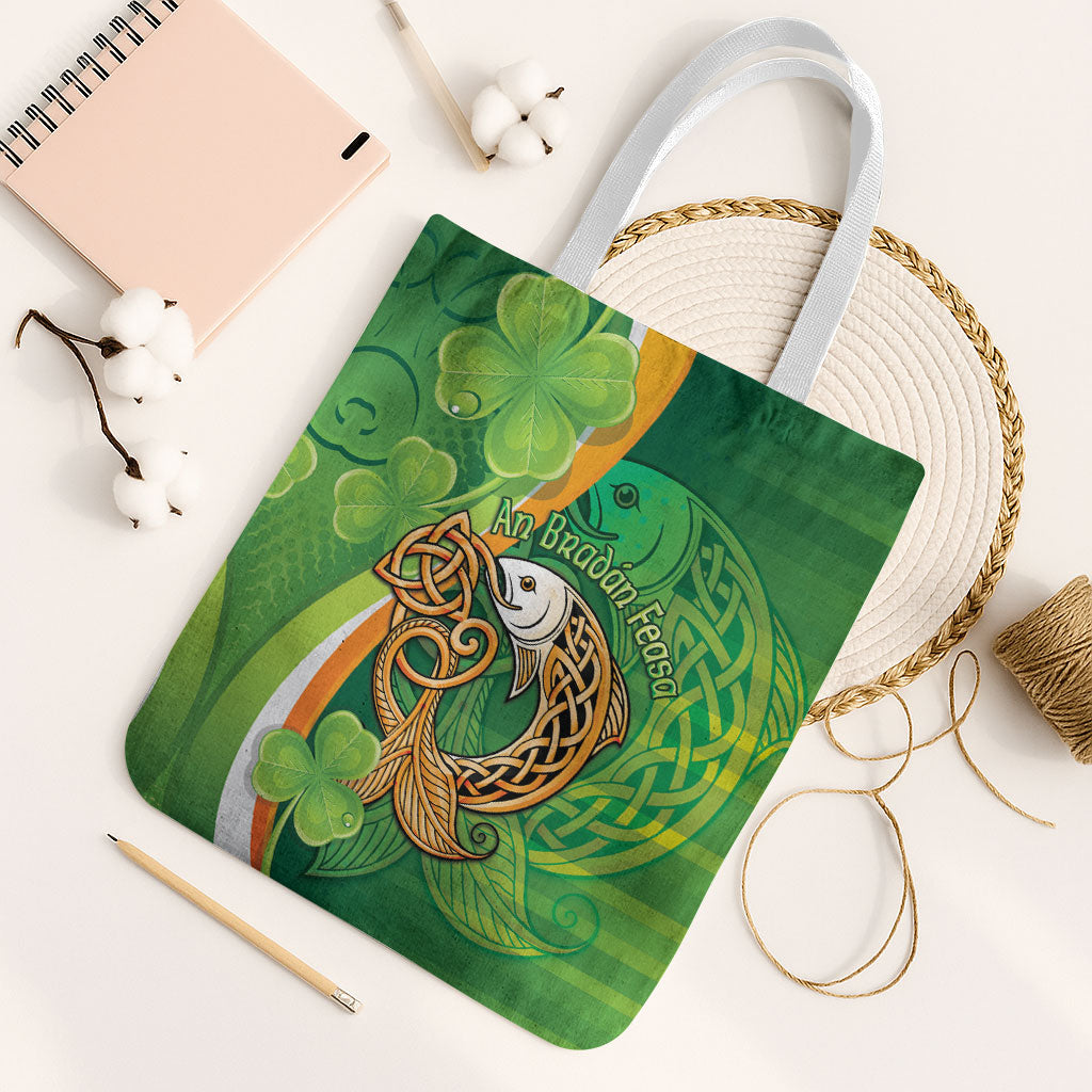 Salmon of Knowledge Ireland Tote Bag Celtic Mythology An Bradan Feasa