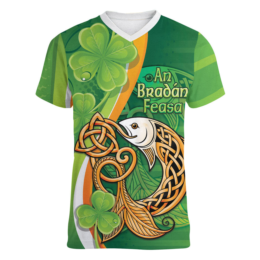 Salmon of Knowledge Ireland Women V-Neck T-Shirt Celtic Mythology An Bradan Feasa