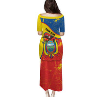 Personalized Ecuador Independence Day Puletasi Coat Of Arms Grunge Style - Wonder Print Shop