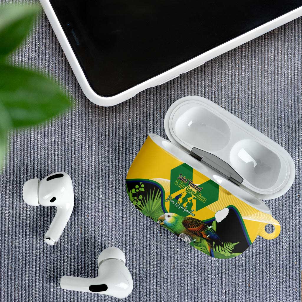 Saint Vincent and the Grenadines AirPods Case Amazona Guildingii 46 Years Of Independence - Wonder Print Shop
