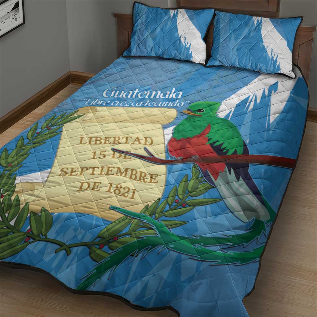 Guatemala Independence Day Quilt Bed Set Coat Of Arms With Resplendent Quetzal Grunge Style - Wonder Print Shop